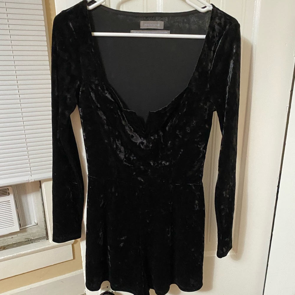 Urban Outfitter Black Velvet Mini Dress, size:M
